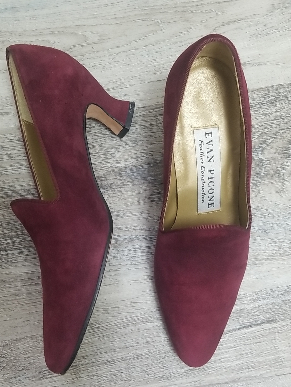 Vintage Evan Picone Burgundy Suede Mid Heel Pumps